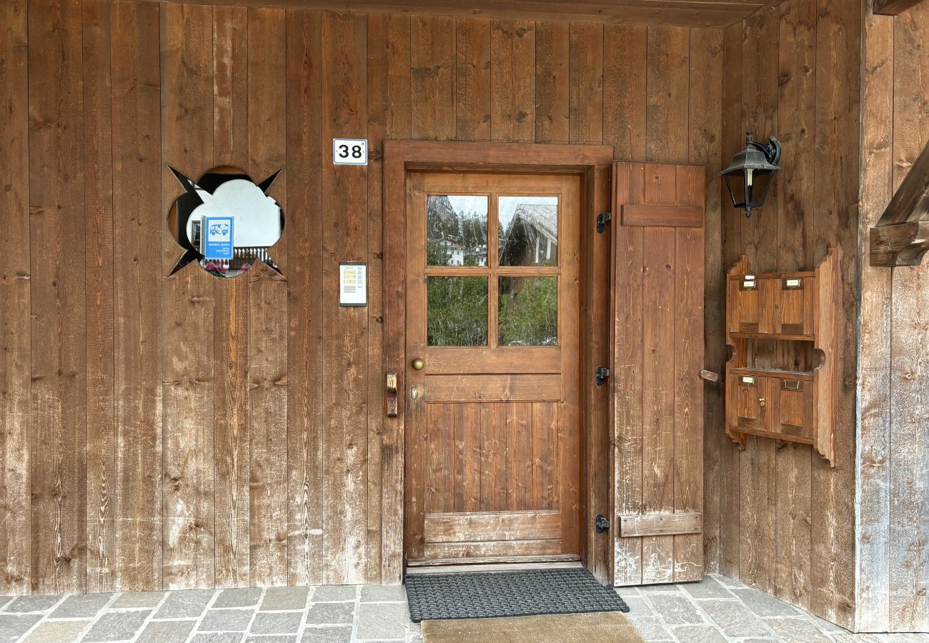 Ferienwohnung in Cortina d´Ampezzo - Casa  Blue Lodge, panoramic and comfortable 