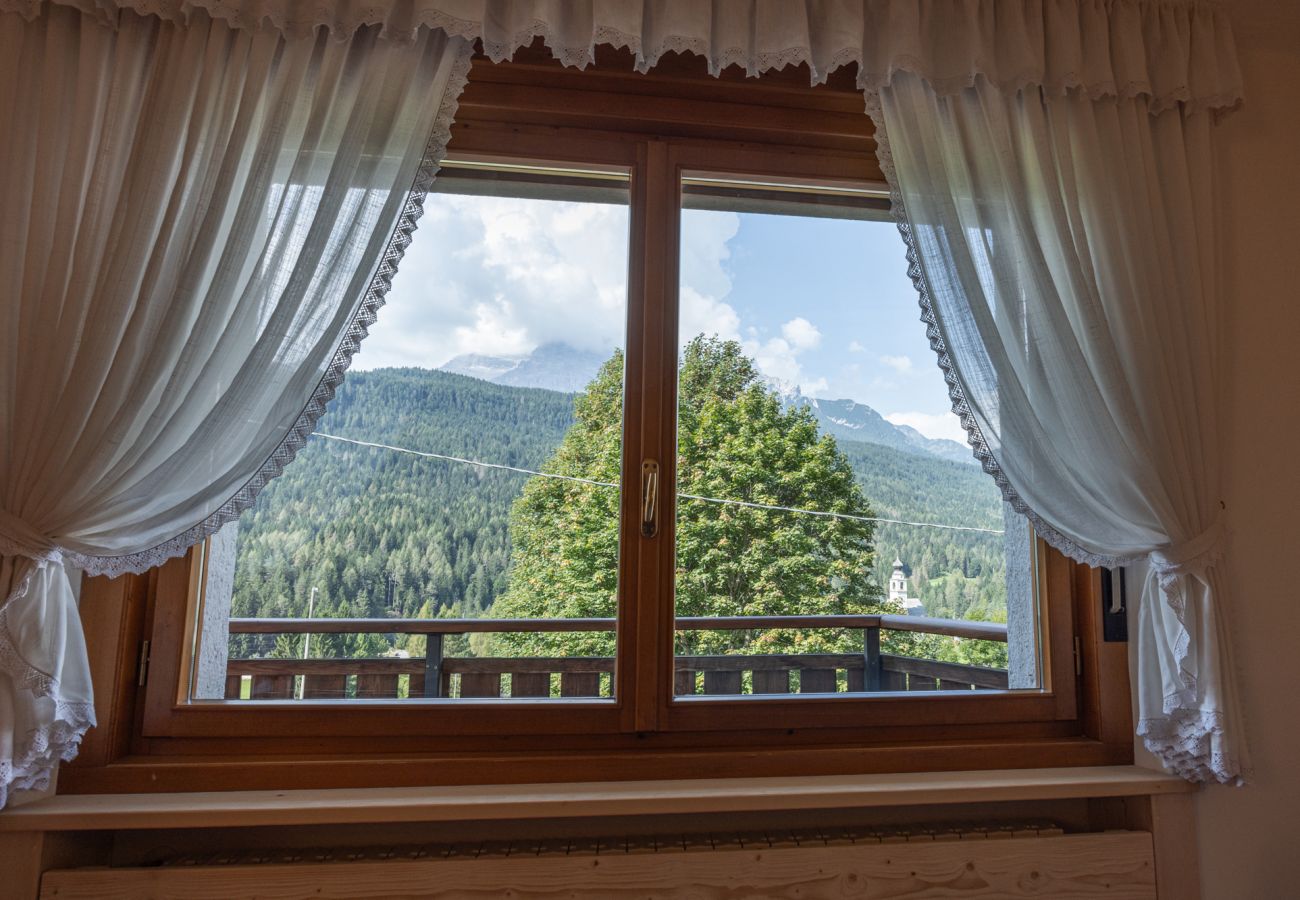 Ferienwohnung in Borca di Cadore - Pelmo Mountain Lodge