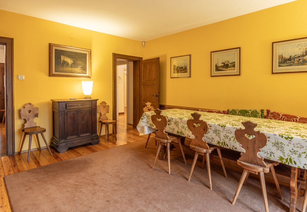 Ferienwohnung in Cortina d´Ampezzo - Casa C'a dei Fiori, geräumig und im Zentrum